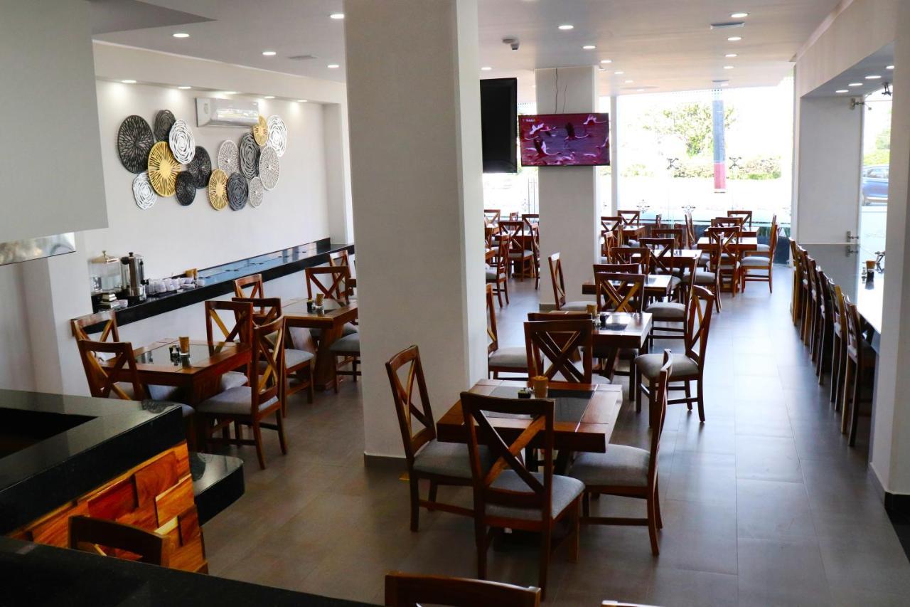 Hotel Bugari Aeropuerto Guadalajara Las Pintas Exterior foto