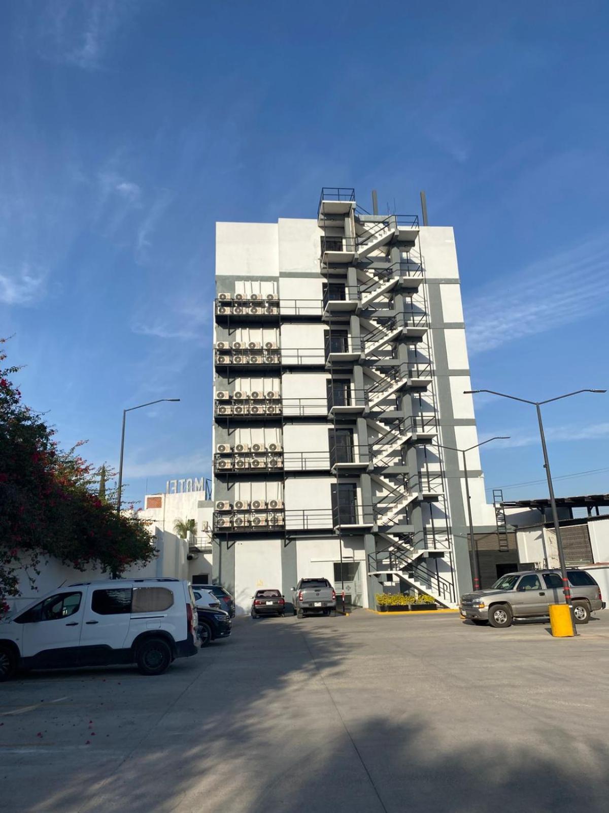 Hotel Bugari Aeropuerto Guadalajara Las Pintas Exterior foto